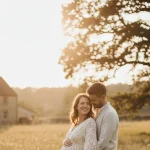 maternity photoshoot - relevant illustration